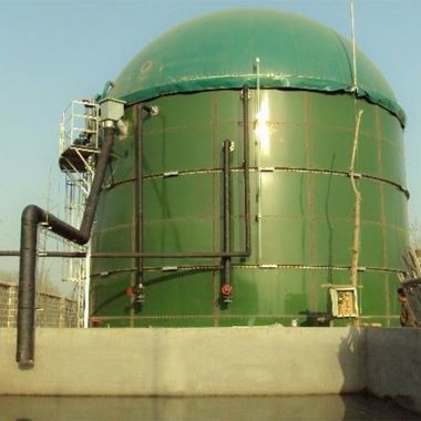 Grüne Doppelmembran-Biogas-Domes